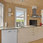 Amazing In With Kitchen