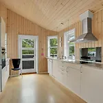 Amazing In With Kitchen Semesterbostad