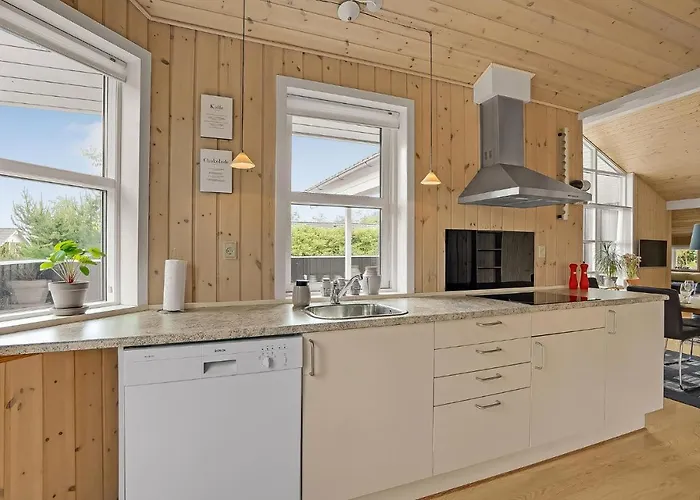 Amazing In With Kitchen